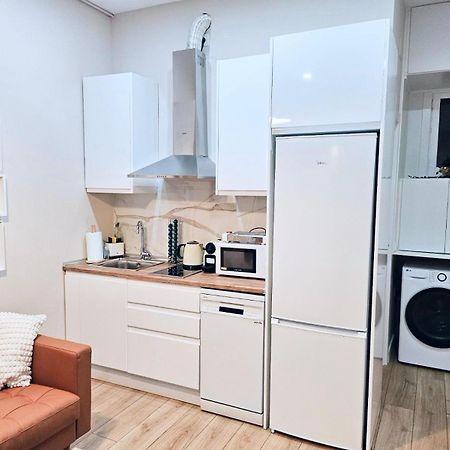 Acogedor Apartamento En Atocha By Bebalmy Madrid Eksteriør bilde